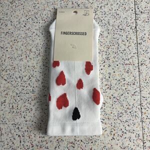 NWT FINGERSCROSSED Bicycle Socks Ride Hearts 35-38 New Red Classic Trip Compress